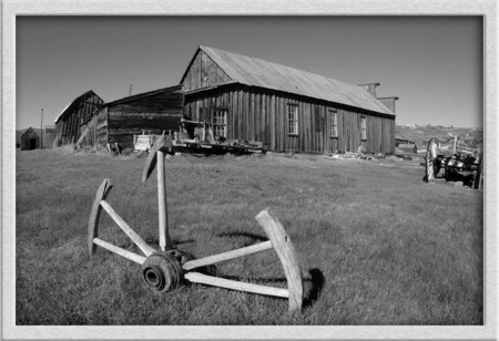 "Barn and wagon wheel"